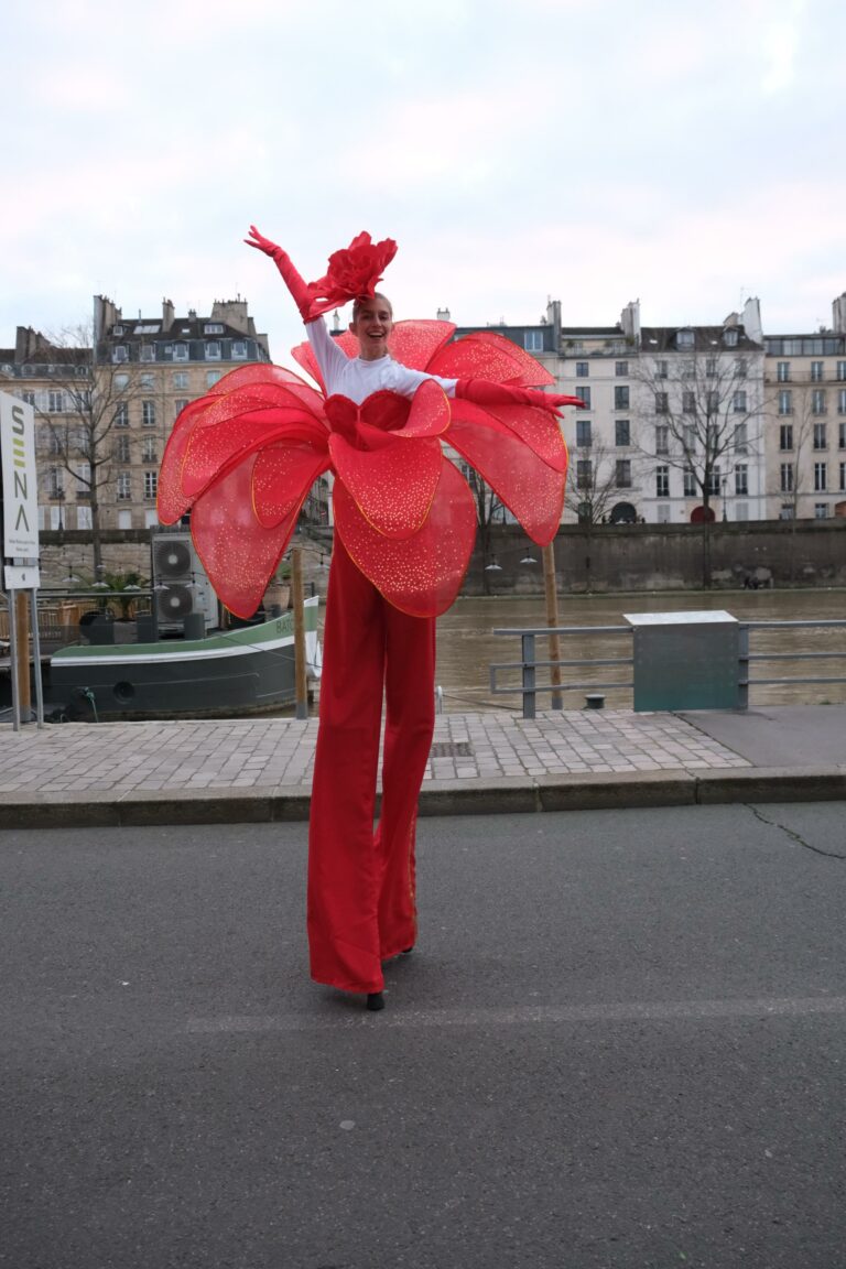 echassier fleur rouge